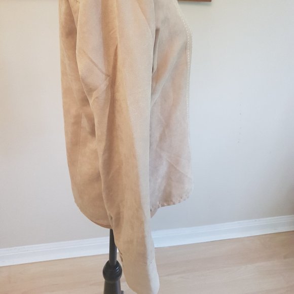 Women's blouse - Picture 5 of 10